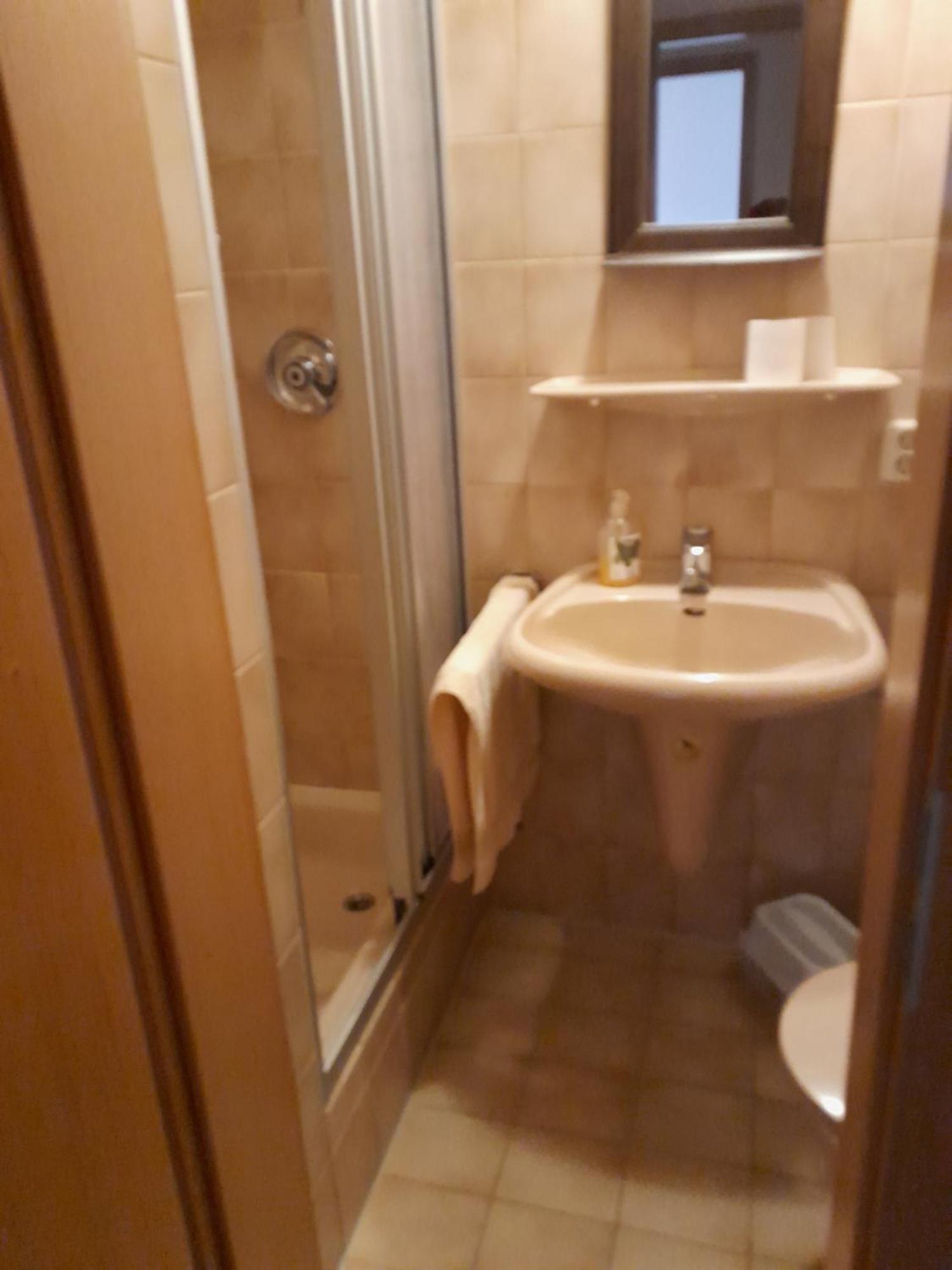 Apartment Mit Kueche Und Balkon Oder Terrasse, Ruhig Und Gut Erreichbar Piding Exteriér fotografie